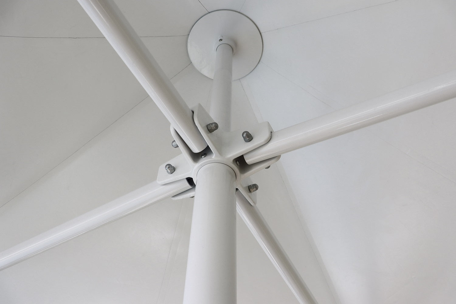 4m x 4m Ferrara 300 PVC | Umbrellas